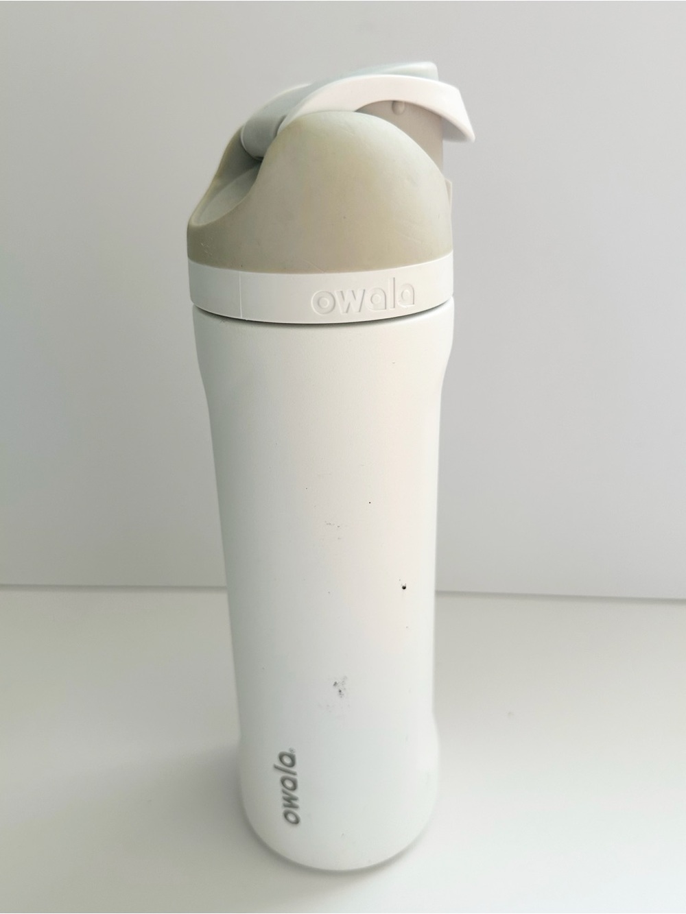 Owala Freesip Stainless Steel 24oz Bottle